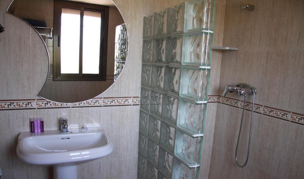 La Telleria Hotel Valjunquera Szoba fotó
